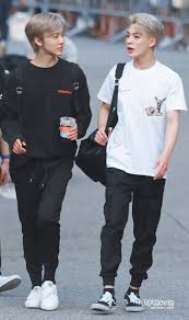 Imagine College Boyfriend Vibes Selebritas Nct Buku Buatan Sendiri