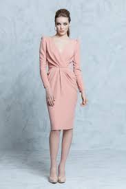 • invitación de día • rsvp • poema de regalo de boda con etiqueta de equipaje • sobre kraft con el árbol impreso y nevado en reversa • pintado a mano con. Vestidos Para Invitadas De Boda De Dia Invierno Dc0b37