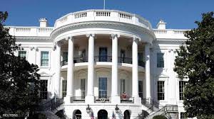 على صعيد آخر، ينكشف سر نمر وهويته. ØªØ±Ø§Ù…Ø¨ ÙŠØ¹ÙˆØ¯ Ø¥Ù„Ù‰ Ø§Ù„Ø¨ÙŠØª Ø§Ù„Ø£Ø¨ÙŠØ¶ Ø¨Ø¹Ø¯ Ø³Ø§Ø¹Ø§Øª Ø¹Ù„Ù‰ Ø¥Ø¹Ù„Ø§Ù† ÙÙˆØ² Ø¨Ø§ÙŠØ¯Ù† Ø£Ø®Ø¨Ø§Ø± Ø³ÙƒØ§ÙŠ Ù†ÙŠÙˆØ² Ø¹Ø±Ø¨ÙŠØ©