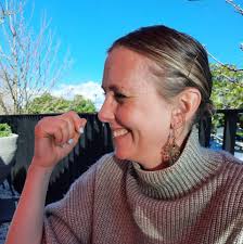 Locally owned copy and print shop in Glenfield?