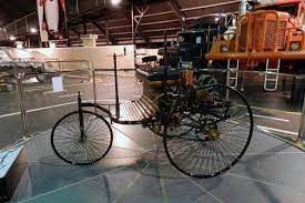 1885 Three Wheeler Mercedes Emirates Museum Auto