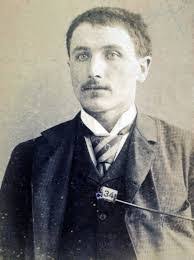 Jacques Louvet's Instagram, Twitter & Facebook