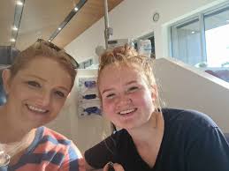 Having my three weekly injection with this cutie. Lost 2.1 kilos since my  last visit. Finally its coming off 🤗