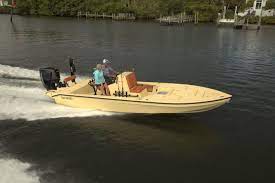 Flats Or Bay Boat Bonefish Hill Tide Does Both Skiff Life Fishing Boating Articles Classifieds Photos And Video Bay Boats Boat Bass Boat