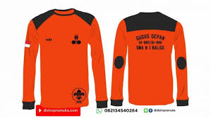 Berbeda dengan baju resmi umum pramuka yang merupakan baju yang dipakai untuk kegiatan menggunakan kain cotton combed 24/30s sesuai permintaan kaka, dengan kombinasi desain sesuai. Kaos Pramuka Terbaru Keren Indonesia Distro Pramuka
