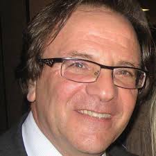 Hi I can't download the Custom Buttons. Anyone can help me please? It says:  File not found Thanks