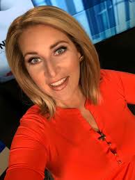 Hi 👋🏼 Thanks for being my Facebook friend!