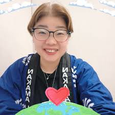 Leong Ivy (@leong.ivy.98)