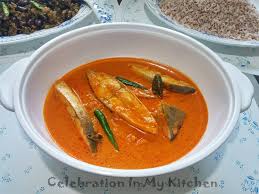 Ambot tik or authentic goan prawn curry with coconut is a spicy, sour, shrimp curry from goa and tastes like heaven over steamed rice! Goan Fish Curry The Staple Celebration In My Kitchen Facebook