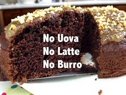 Quest'ultima ricetta è particolarmente indicata per chi soffre di allergie o intolleranza, ma non solo. Torta All Acqua Con Cacao Pere E Nocciole Senza Uova Senza Latte Senza Burro Youtube