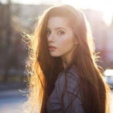 Isabelle Bolton's Instagram, Twitter & Facebook