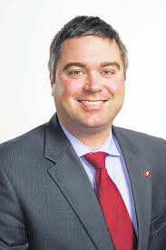 Jeff Wicker's Instagram, Twitter & Facebook