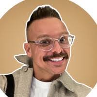 Fred Maloney's Instagram, Twitter & Facebook