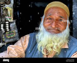 Man with bushy beard hi-res stock photography and images