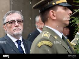 Army chief staff general peter -Fotos und -Bildmaterial in hoher Auflösung 