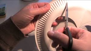 Anleitung zum girlanden basteln.um diese girlanden zu basteln benötigt man lediglich papier und kleber. Anleitung Aus Pappteller Hute Basteln Youtube