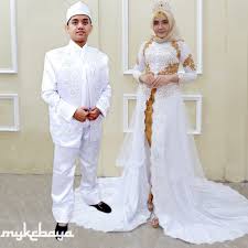 Prosesi atau susunan akad nikah dan resepsi pernikahan memang harus dipikirkan dengan matang. Model Baju Gamis Untuk Akad Nikah Gaun Lengan Panjang Pernikahan Pengantin Muslim