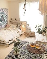 Ideally, it should be your personal retreat and calming sanctuary where you recharge. Bohemian Bedroom Ideas 25 Catchy Decors You Ll Fall In Love With Famedecor Com