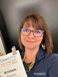 Gina Harvey's Instagram, Twitter & Facebook