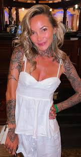 Ana Stanskovsky - Free pics, galleries & more at Babepedia