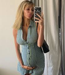 She has been a part of the sketch comedy and improv game show series, wild 'n out. Alyssa Scott Confirms She S Expecting Baby With Nick Cannon By Releasing Maternity Photo She Took With Him Few Days After He Welcomed Twin Babies With Abby De La Rosa