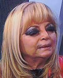 Siguen los repudios contra el periodista mauro viale por haber maltratado a liliana caruso, quien quiso dar su opinión sobre lionel messi y la crisis en el barcelona: La Ventana Indiscreta De Julia La Mujer De Mauro Viale