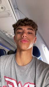 Connor Meek's Instagram, Twitter & Facebook