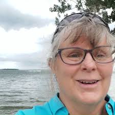 This is the Evening Bird Report August 1, 2025 at Lake Murray which is  about an hour south of the One Earth Retreat Center in South Carolina. We  went to see the reported 1 million purple martins ...