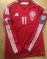 North macedonia had unveiled new kits for euro 2020 in late may, but negative reactions from fans and players forced the president of the macedonian football federation to apologize and ask uefa. Denmark Home Football Shirt 2014 2016