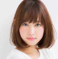 ショートボブで面長さんの悩みを解決しよう耳掛けが小顔効果の秘訣