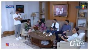Mulai dari bukti halaman sampul majalah couple yang terdapat foto ricky dan elsa hingga foto mobil merah elsa saat terjadi pembunuhan roy. Sinopsis Ikatan Cinta 9 Juli 2021 Keluarga Nino Minta Maaf Ke Andin Minta Penjelasan Soal Reyna Tribunnews Com Mobile