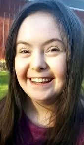 Michelle Roe's Instagram, Twitter & Facebook