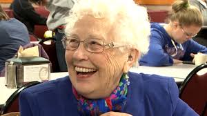 At 82 years old, finally the 'it girl'