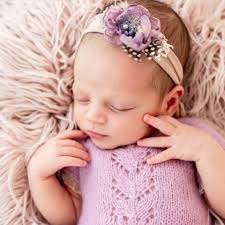 Middle Names for Ella: 200+ stunning ideas + meanings