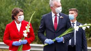 Search for text in self post contents. æŠ—è®®ç¤ºå¨hashtag On Twitter