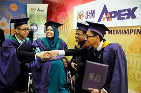Mereka yang berminat dan berkelayakan adalah dipelawa untuk memohon untuk mengikuti program ijazah sarjana muda perguruan (pismp). Usm News Portal Presiden Toray Industries Penerima Ijazah Kehormat Sempena Upacara Konvokesyen Ke 54 Usm