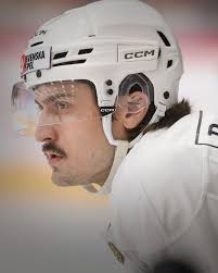 🖤💛 En klack. Ett lag. Tre poäng.