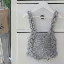 Bebekler Icin Orgu Askili Bebek Tulumu Modeli Baby Knitting Patterns Orgu Bebek Tulumu