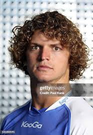 20 Photos & High Res Pictures