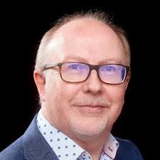 Surviving and Thriving in Higher Education Professional Services features  the voices of experienced higher education professionals from across the  sector.