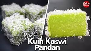 Ia turut dipanggil sebagai kuih kaswi atau kuih kosui. Kuih Kaswi Pandan Gedik Lembut Sukatan Cawan Youtube