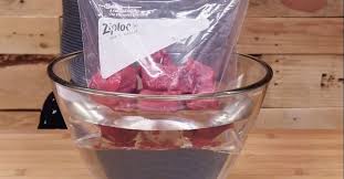 Diy Vacuum Seal Bags With Just A Bucket Of Water Vacuum Sealing Food Food Freezer Bags
