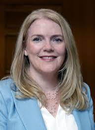 Nancy Reisner's Instagram, Twitter & Facebook