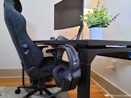 That price includes the desk, along with a magnetic leatherette mat that you can place over the desk's surface. Secretlab Magnus Desk Review Metal Magnets And Magnificent Cable Management Windows Central