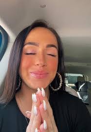 Alexi Taylor's Instagram, Twitter & Facebook