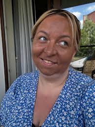 Makijaż z lat XX🤣🤣 filmik jest poniżej😅 Kochani 12.06 Białystok z kim  się widzę?😜 13.06 Augustów 14.06 Zambrów 15.06 Siedlce 19.06 Otwock Mam  nadzieję że się widzimy ♥️  https://www.kupbilecik.pl/szukaj/?q=Stand-up+Mama+Na+Obrotach