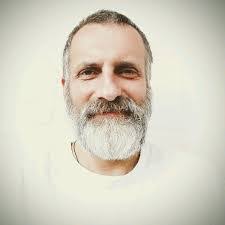 Boris Shuster's Instagram, Twitter & Facebook