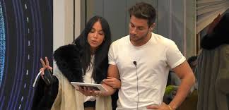 Leggi tuttodigitale fino al 31 marzo 2021 per 19,99€. Il Calendario Del Grande Fratello Vip Grande Fratello Vip Gfvip 4