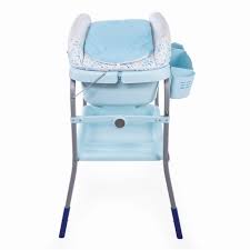 Offer a warm welcome to your new baby with this cute 2 in 1 bath and changing table. Chicco Cuddle Bubble Comfort Baby Bath And Changing Table Ocean Kidsroom De
