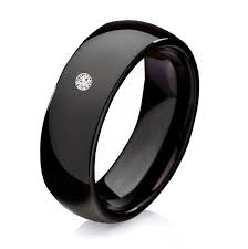 Eheringe Verlobungsring Ehering Wolfram Schwarz Mit Gravur Ein Designerstuck Von Frencheis Bei Dawanda Ring Verlobung Ehering Verlobungsring Verlobungsring